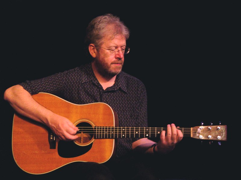 Daithi Sproule with Julee & Mark Weems